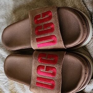 Ugg slides